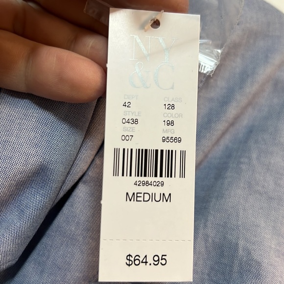 NWT NY and Company Blouse - Picture 3 of 3